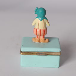 小丑仿生與創(chuàng)意收納 解析義烏崴盛塑膠模具廠的樹(shù)脂工藝世界